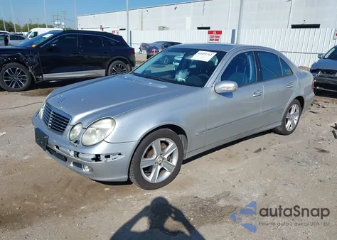 2005 Mercedes-Benz E 500 z USA, uszkodzony, nr VIN WDBUF70J75A641759